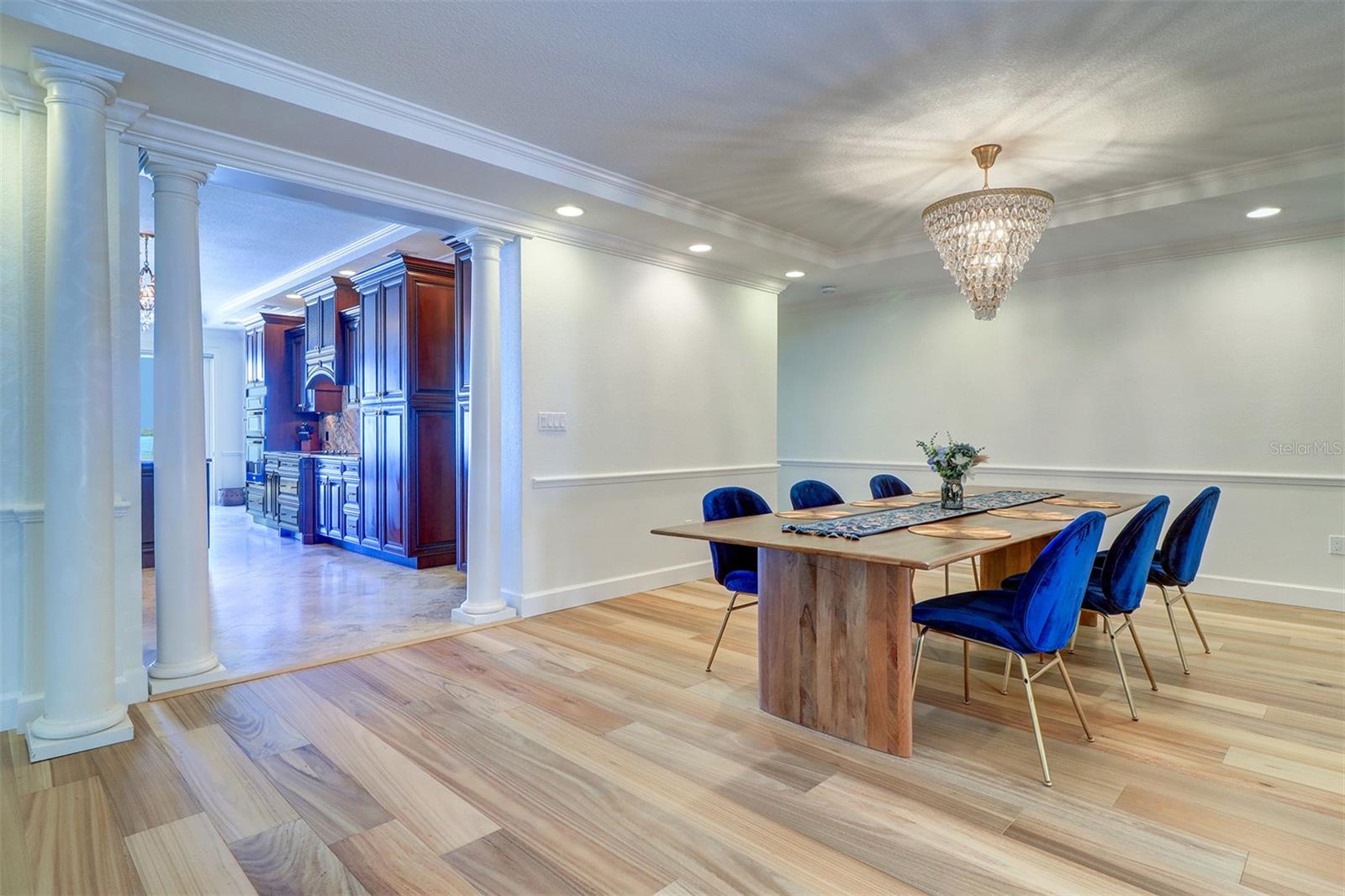 VILLA PARK ESTATES - Residential Lease