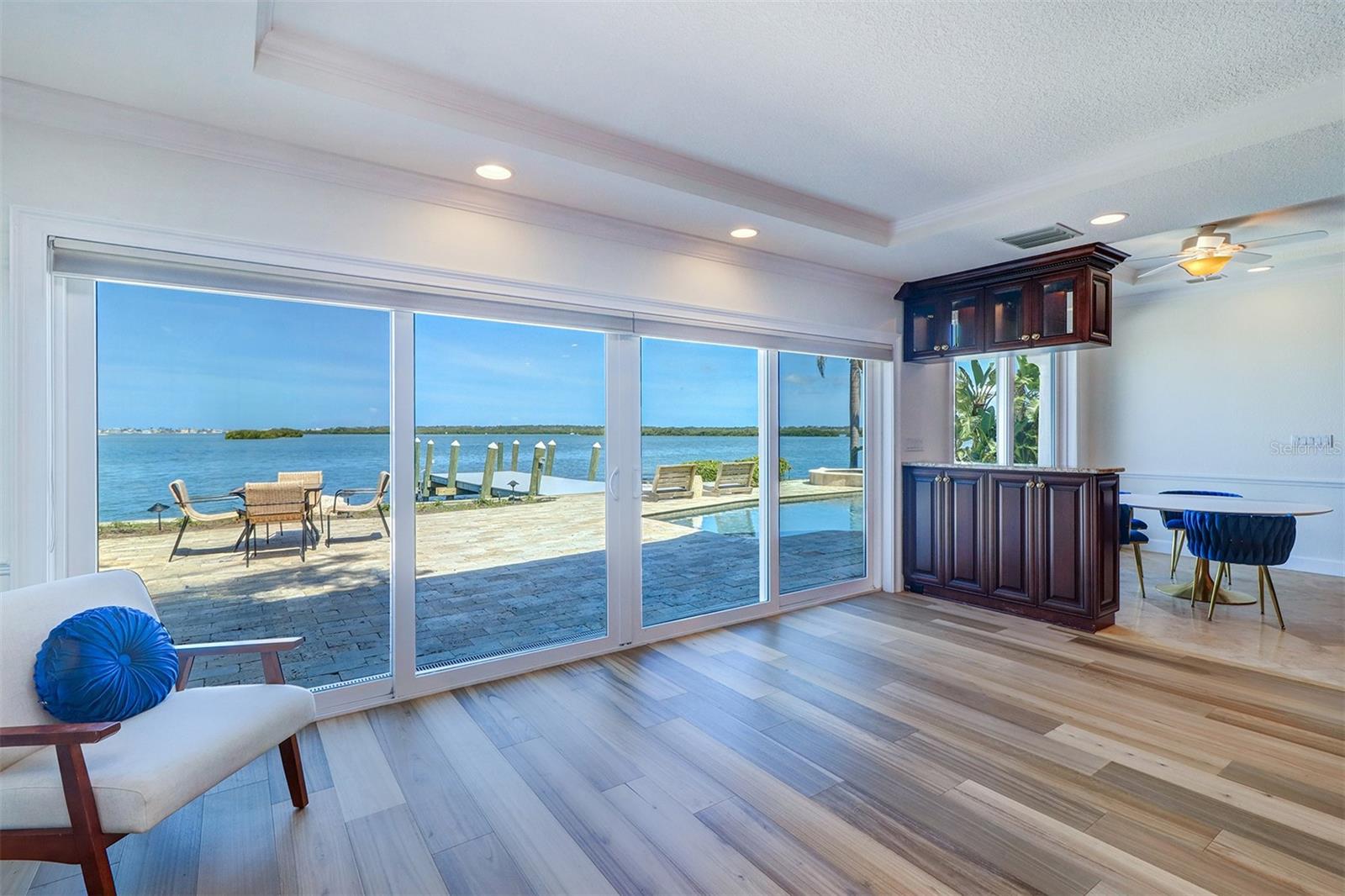 VILLA PARK ESTATES - Residential Lease