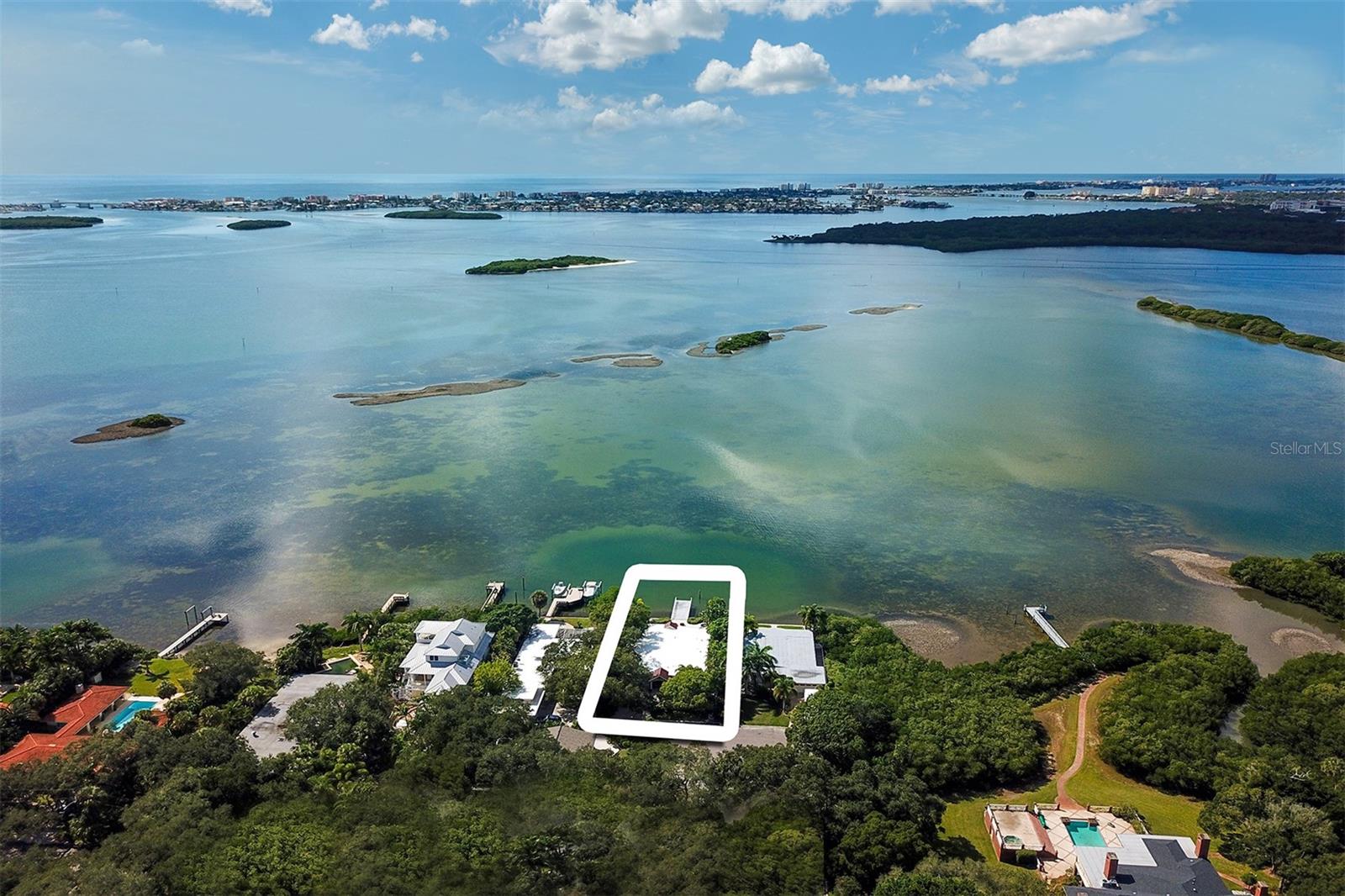 VILLA PARK ESTATES - Residential Lease