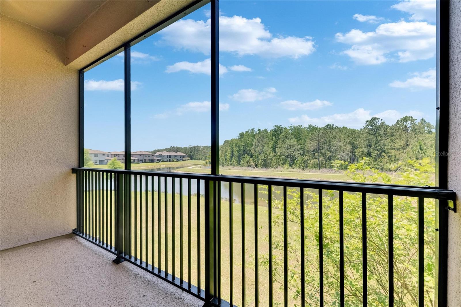 ESTANCIA PH 4 - Residential Lease