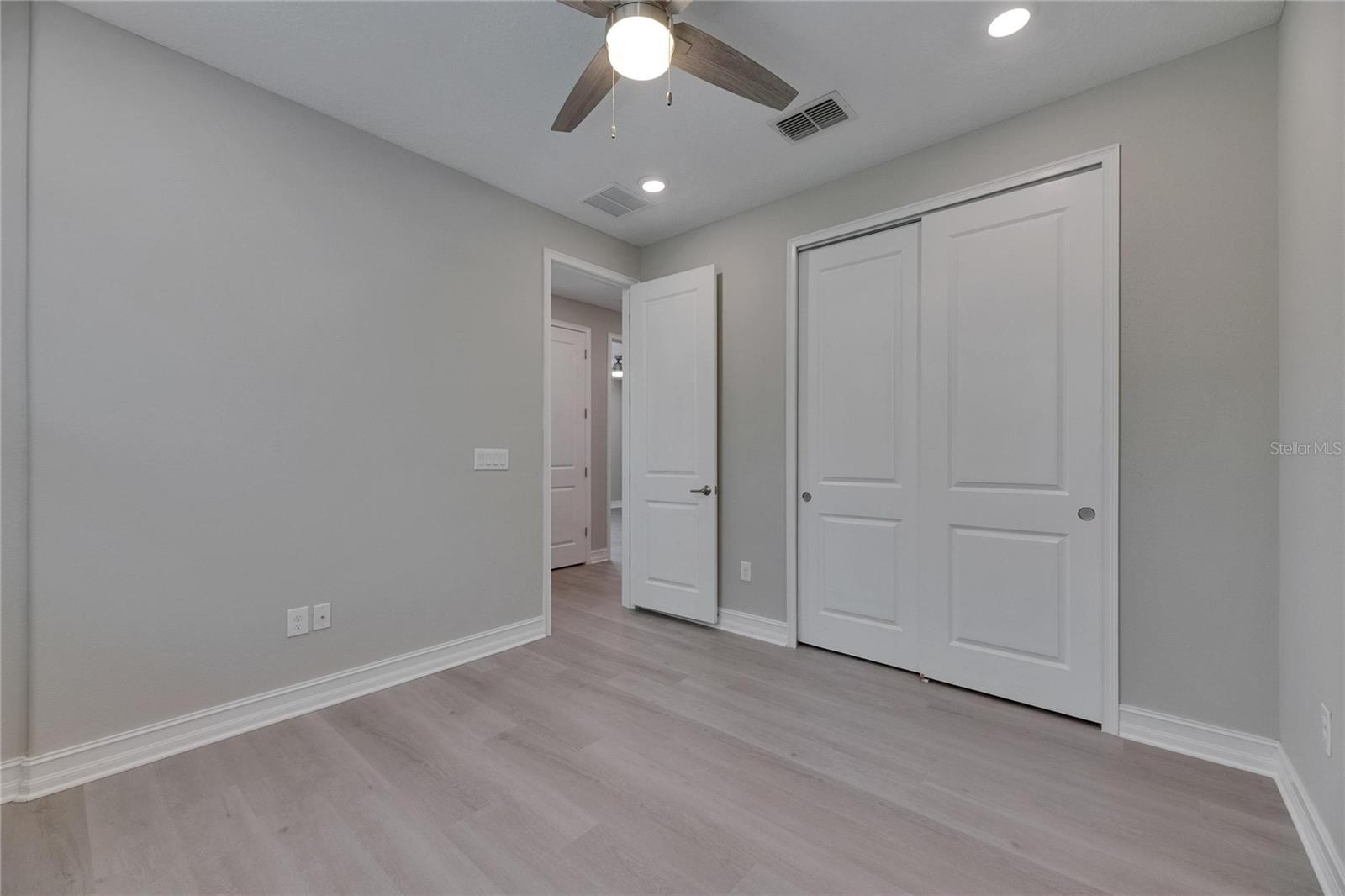 ESTANCIA PH 4 - Residential Lease