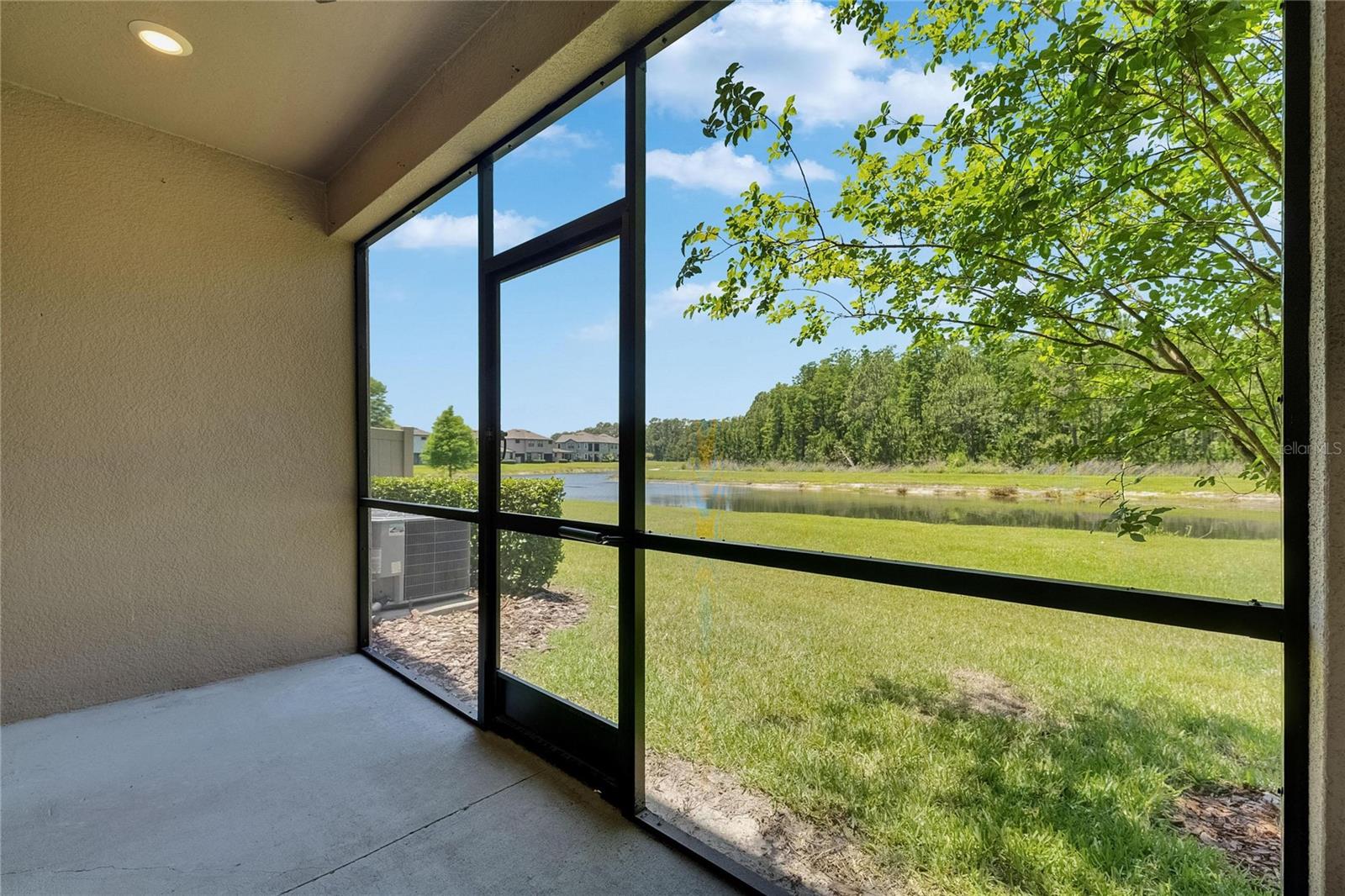 ESTANCIA PH 4 - Residential Lease