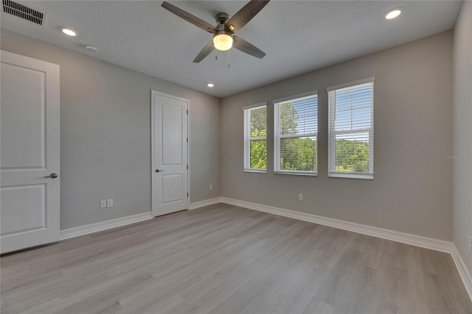 ESTANCIA PH 4 - Residential Lease