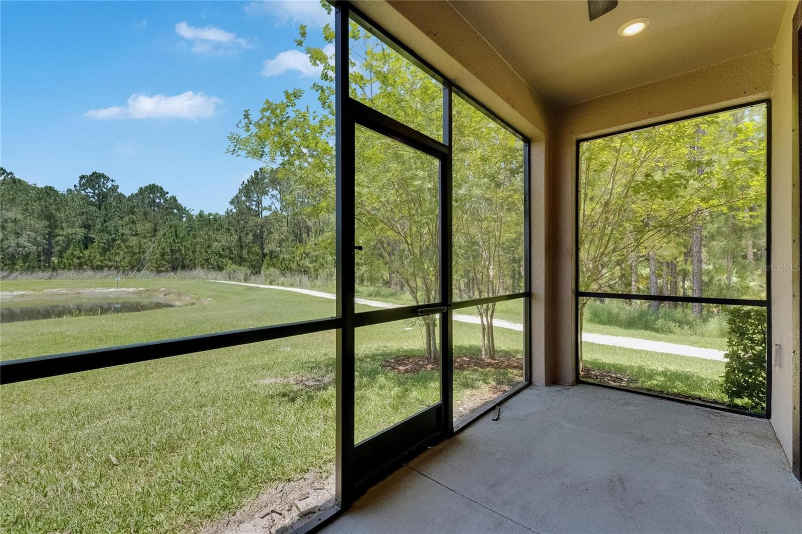 ESTANCIA PH 4 - Residential Lease