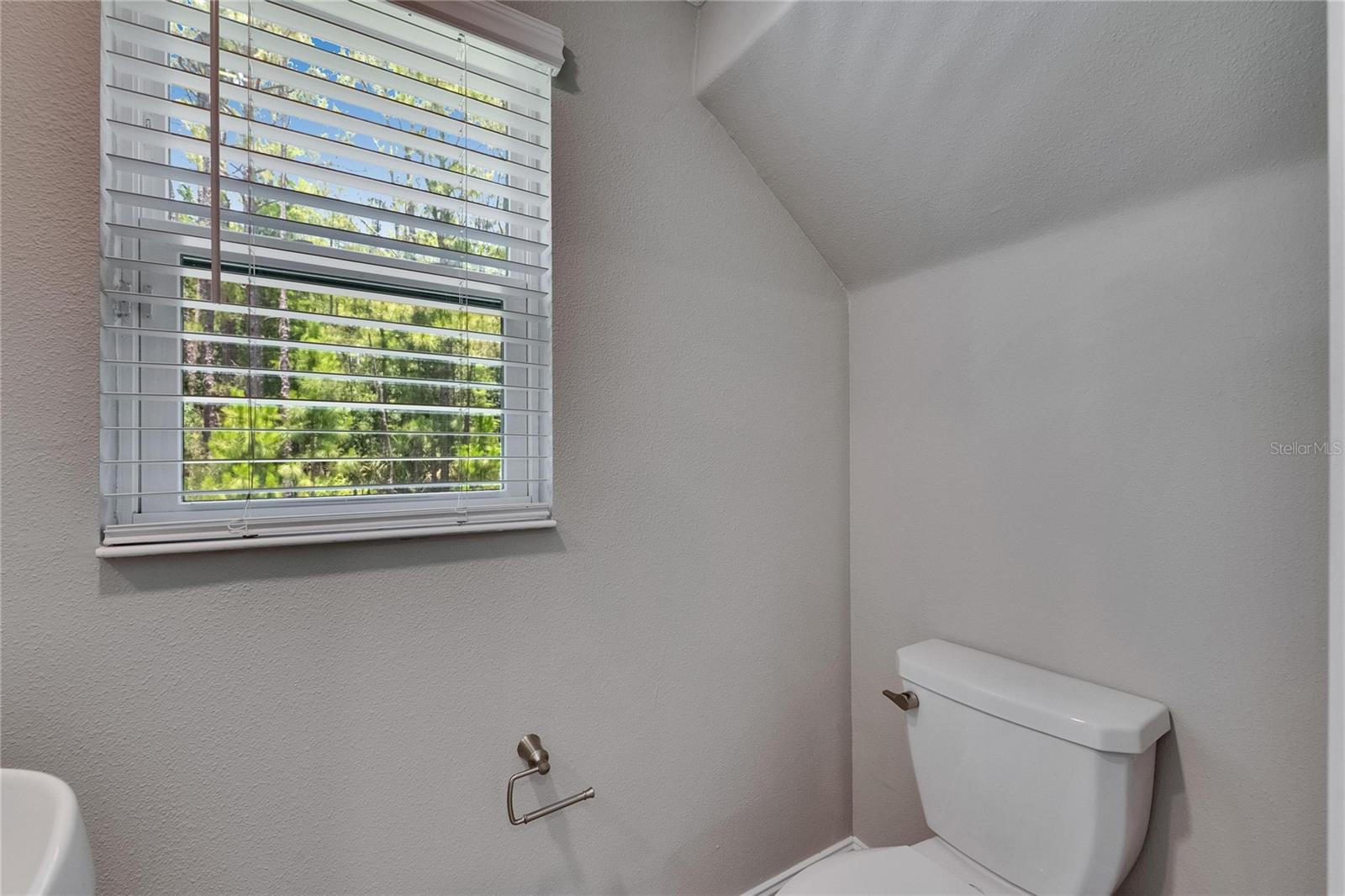 ESTANCIA PH 4 - Residential Lease