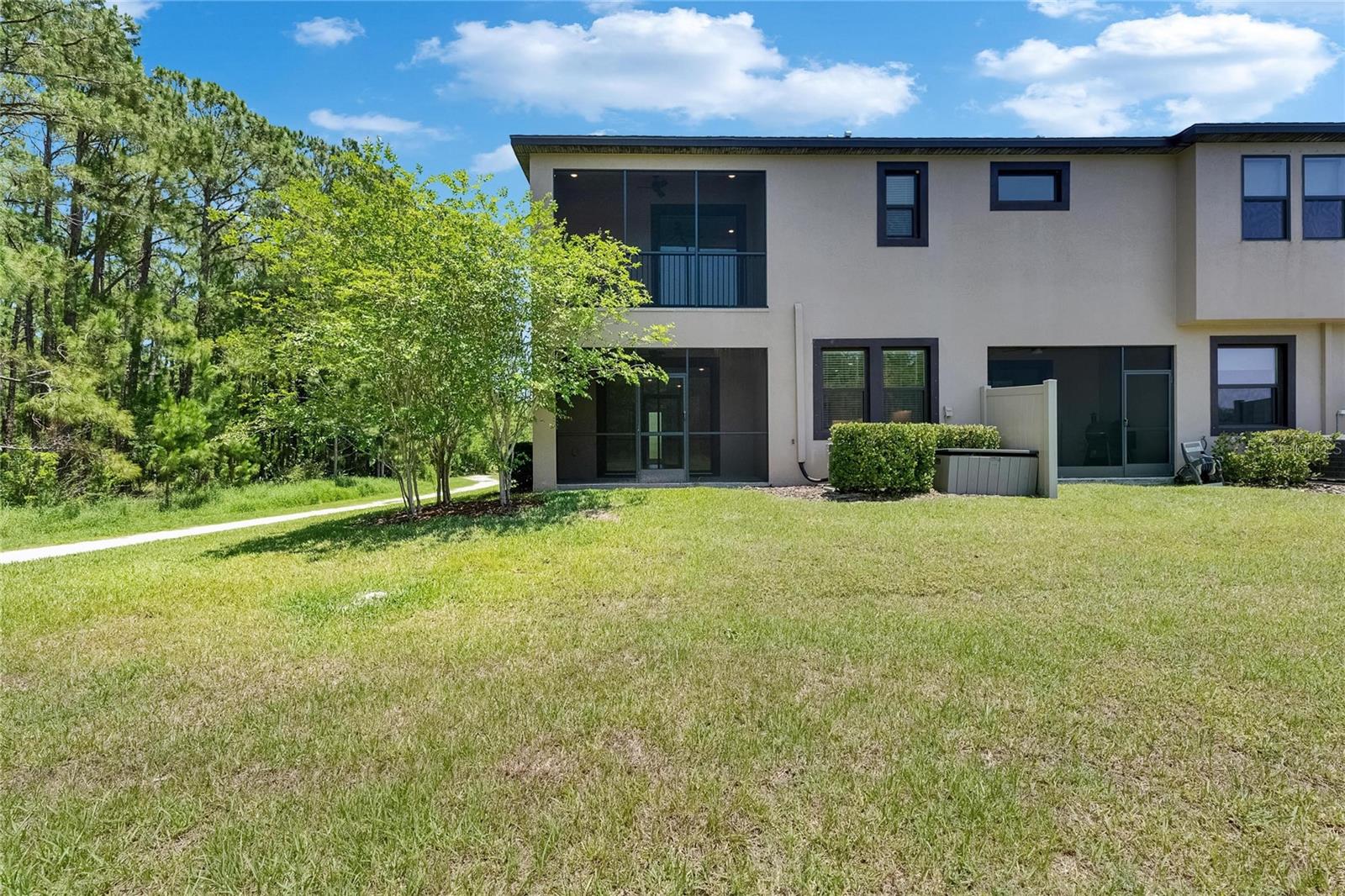 ESTANCIA PH 4 - Residential Lease