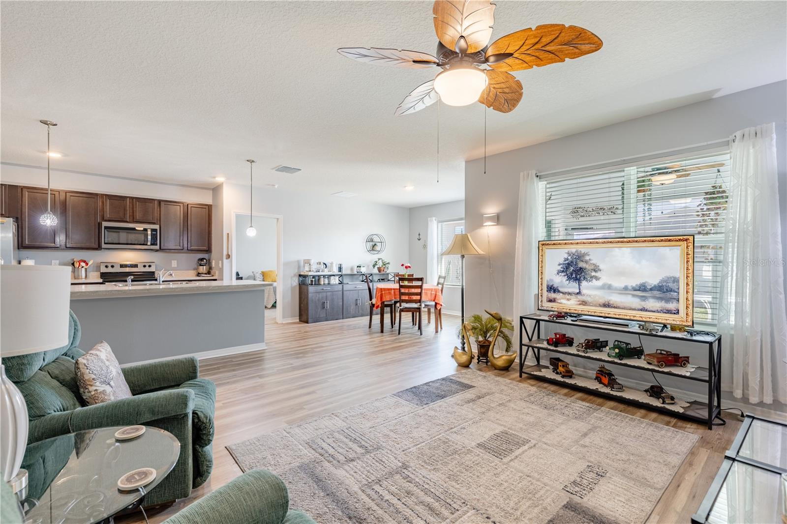 ELMWOOD - Residential