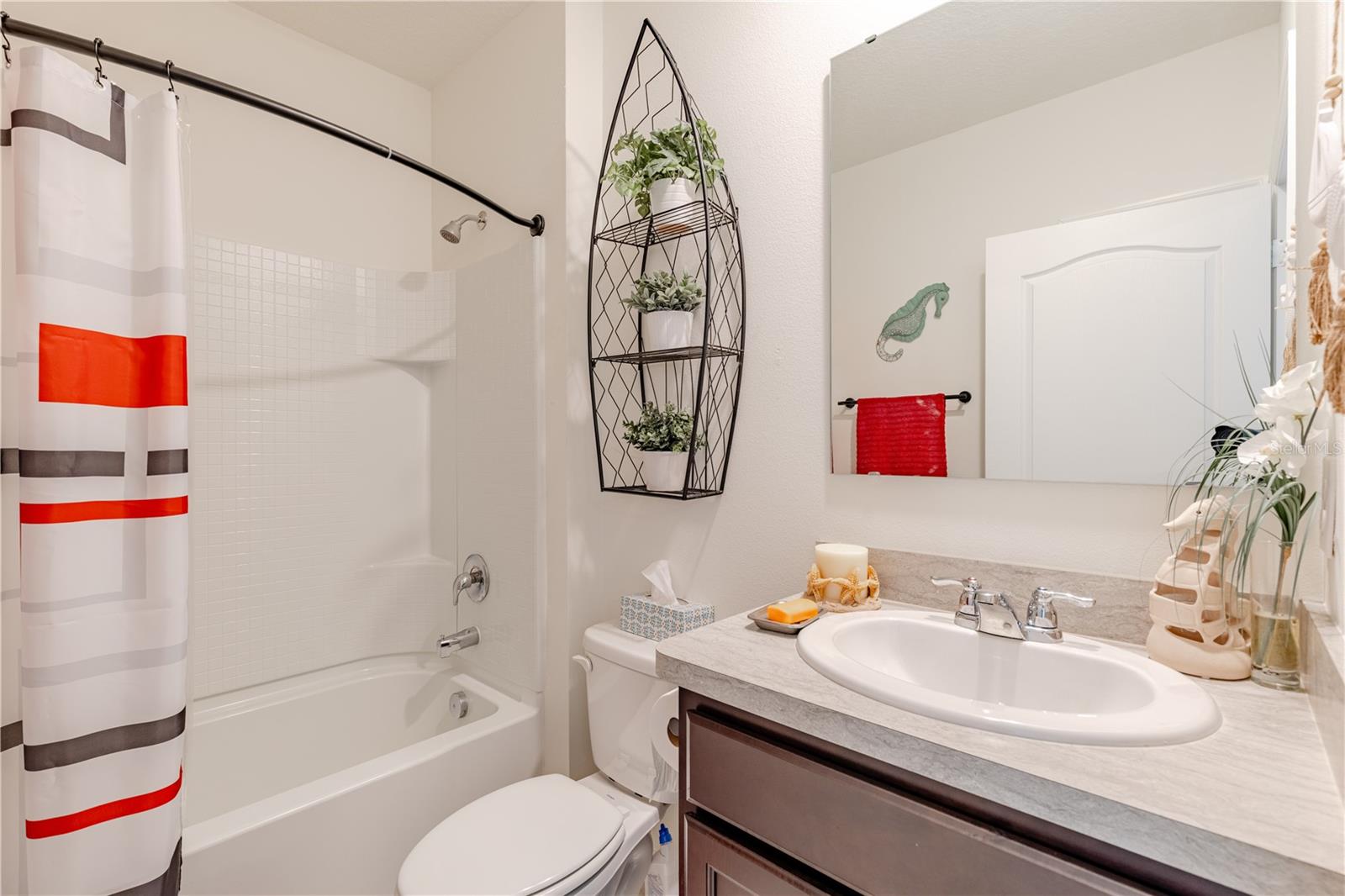 ELMWOOD - Residential