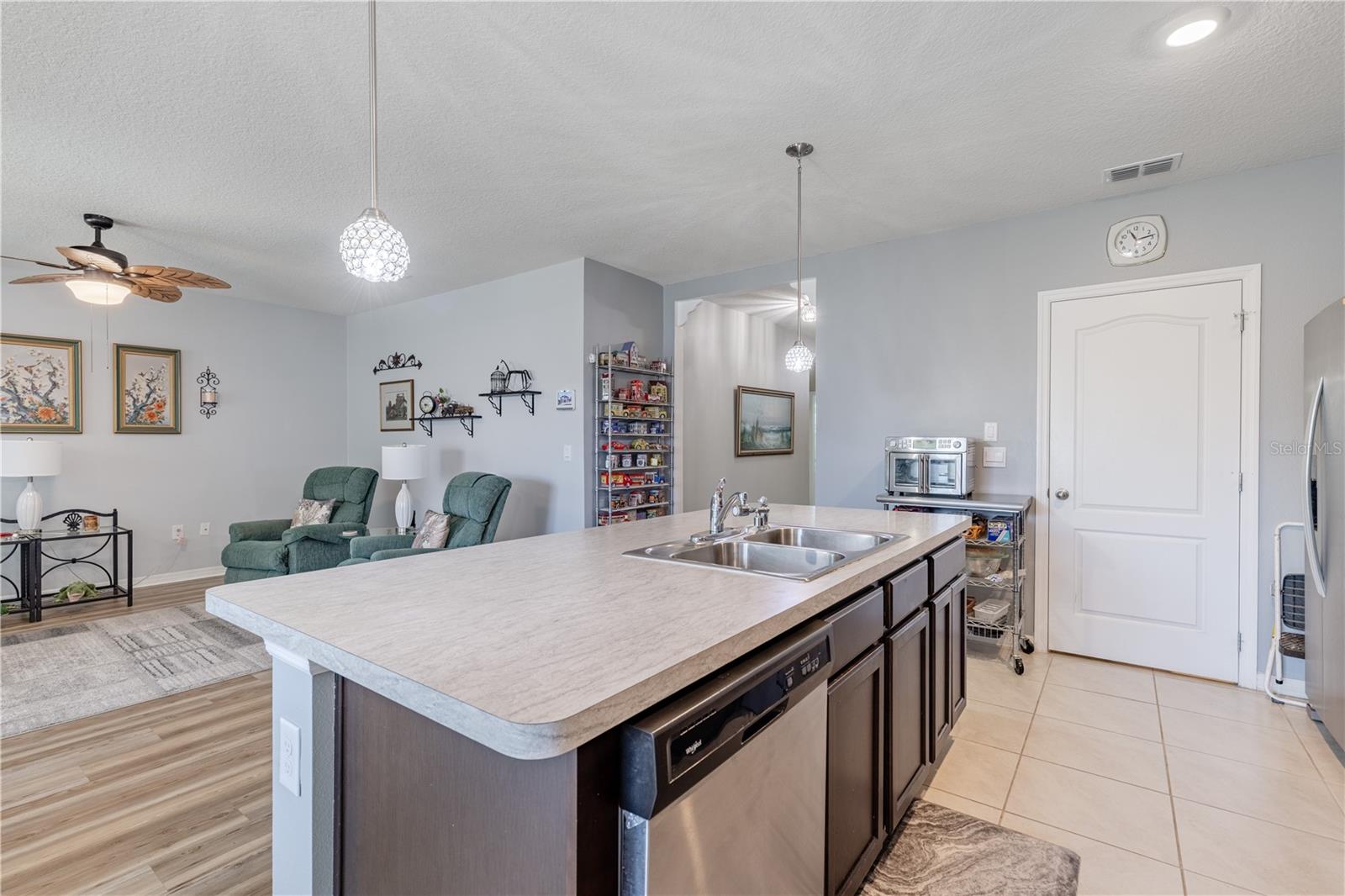 ELMWOOD - Residential