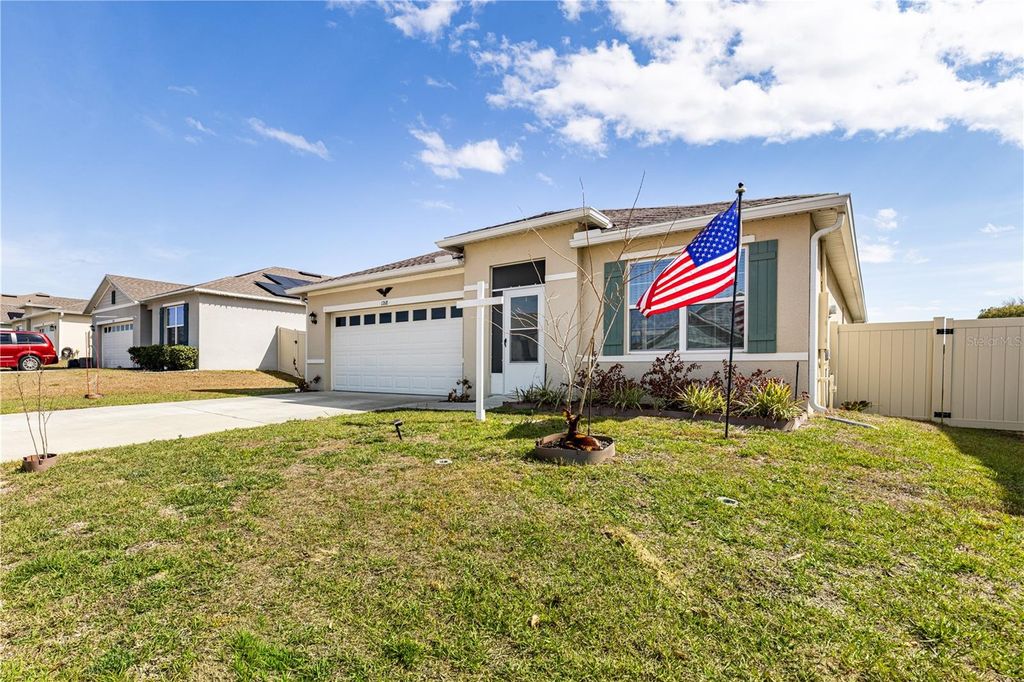 Photo of 1768 Henin Circle, Tavares, FL 32778 (MLS # G5108901)