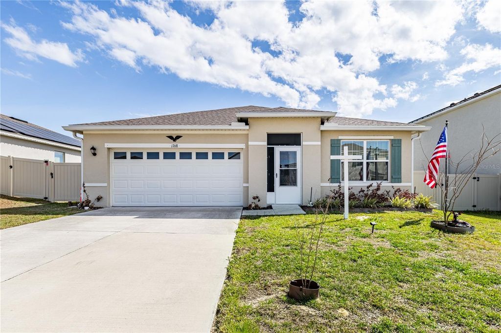 Photo of 1768 Henin Circle, Tavares, FL 32778 (MLS # G5108901)