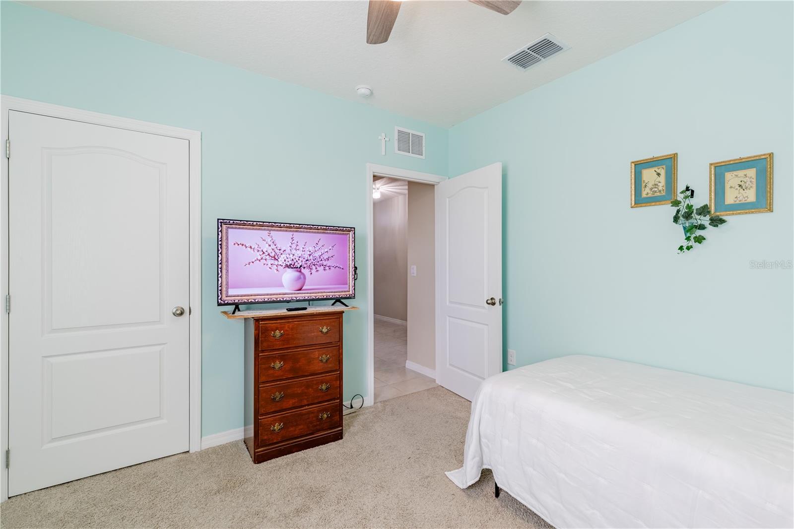 ELMWOOD - Residential