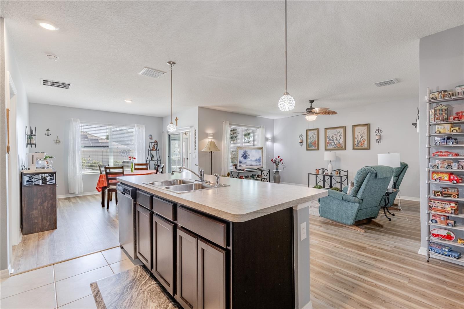 ELMWOOD - Residential