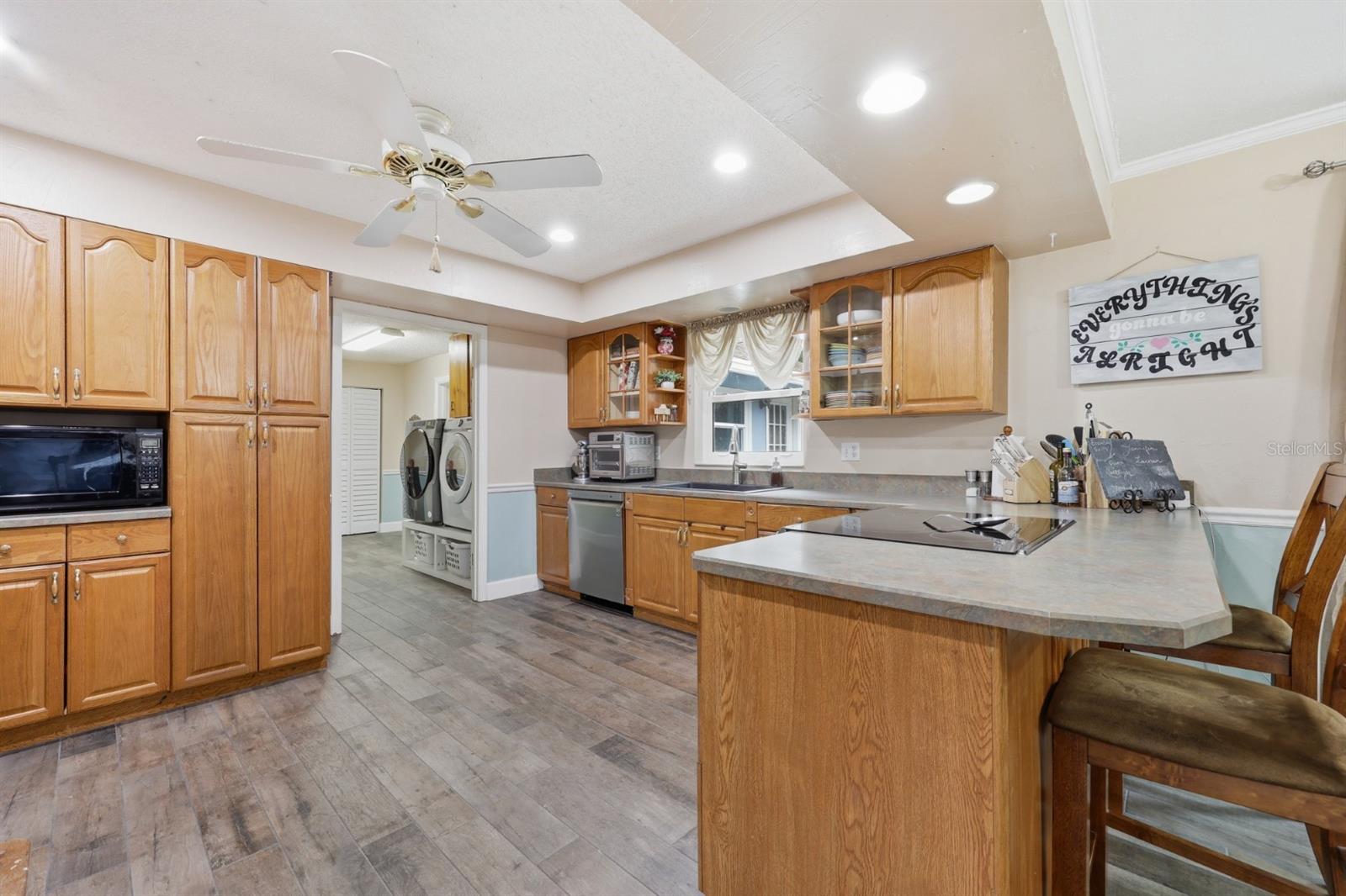 WINDWARD MEADOWS - Residential