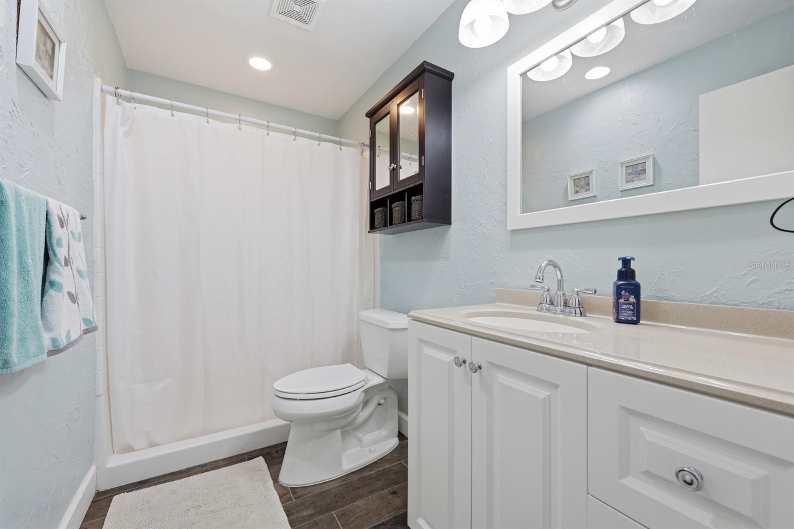 WINDWARD MEADOWS - Residential