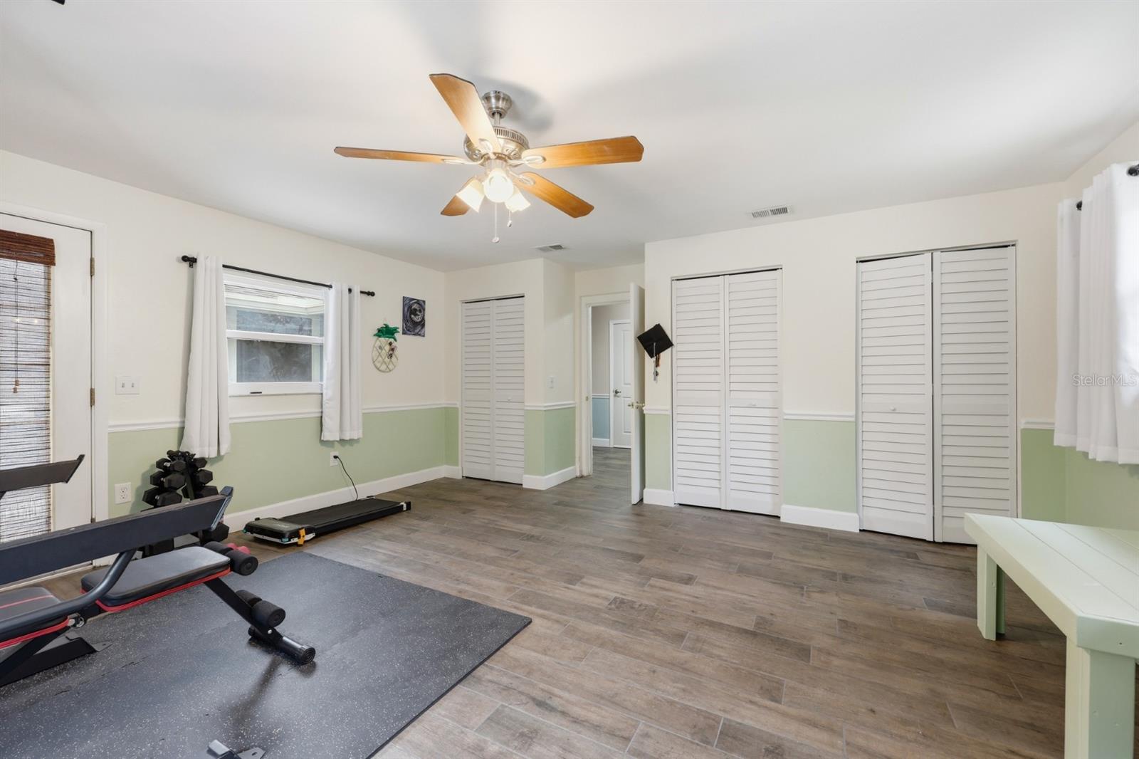 WINDWARD MEADOWS - Residential