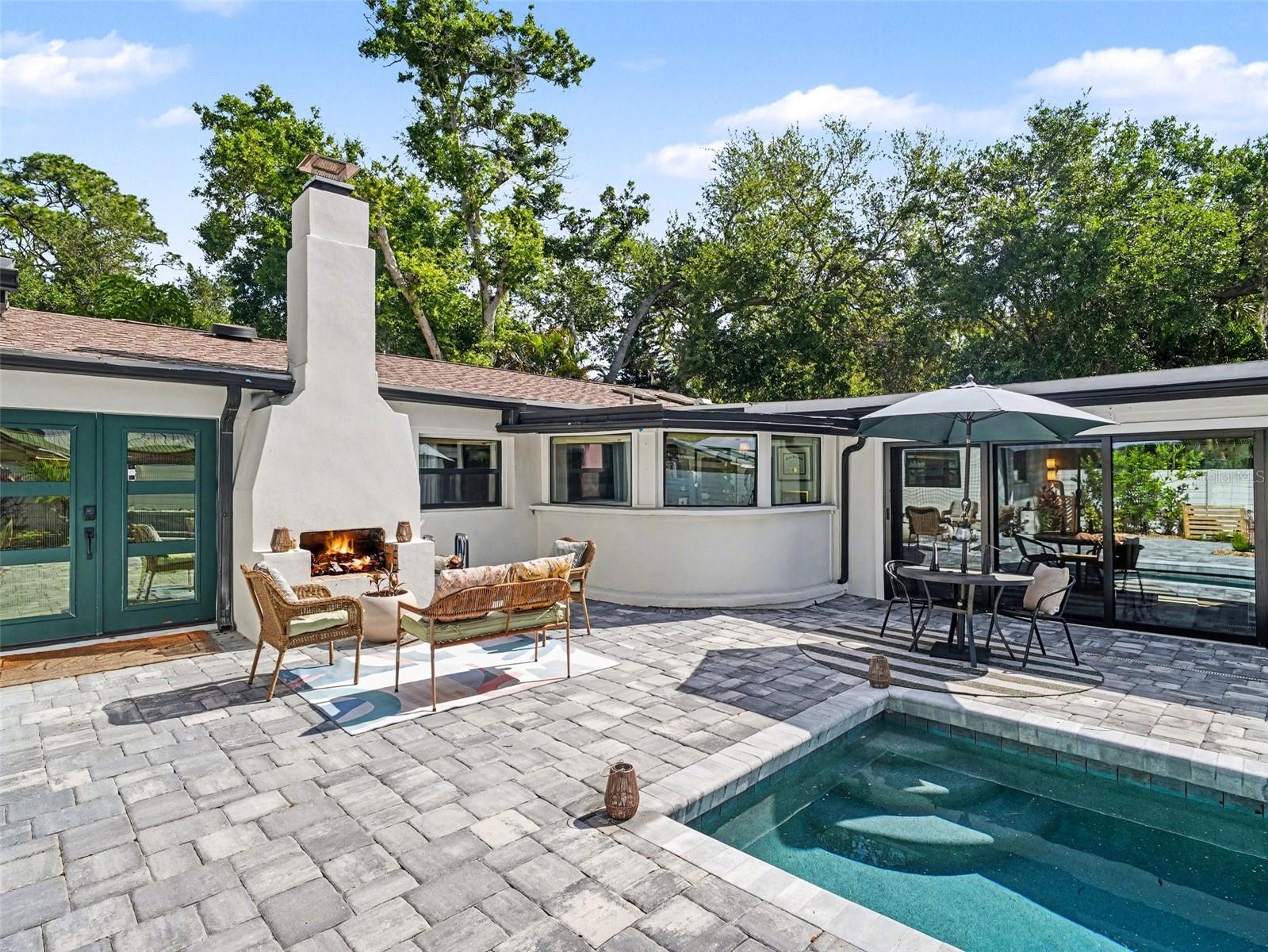 4050 TURKS CAP PLACE