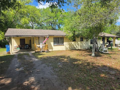 Photo of 1403 E Voorhis Avenue, Deland, FL 32724 (MLS # V4948355)
