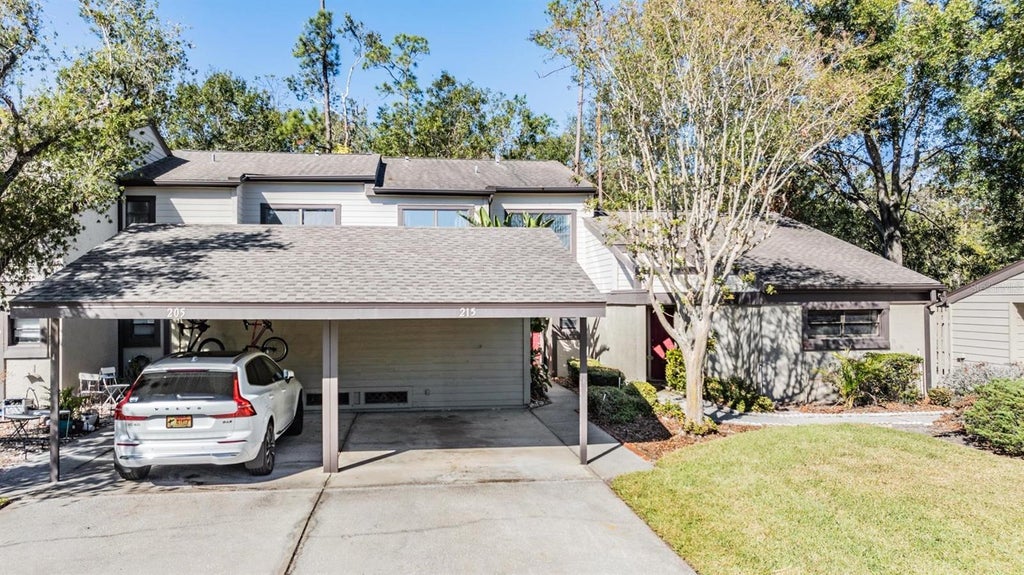 Photo of 215 Woods Landing Trail, Oldsmar, FL 34677 (MLS # TB8544503)