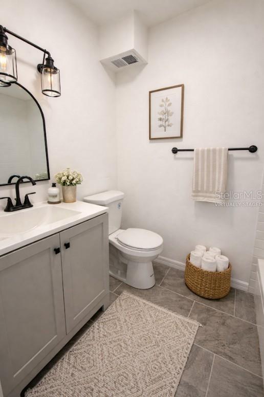 LONG BAYOU - Residential Lease