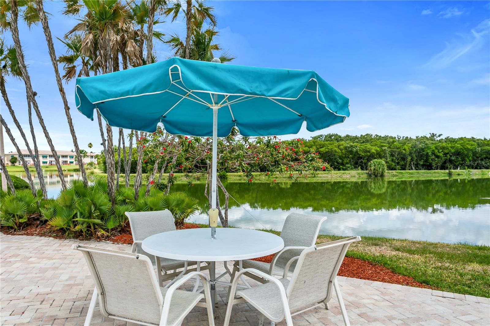 LONG BAYOU - Residential Lease