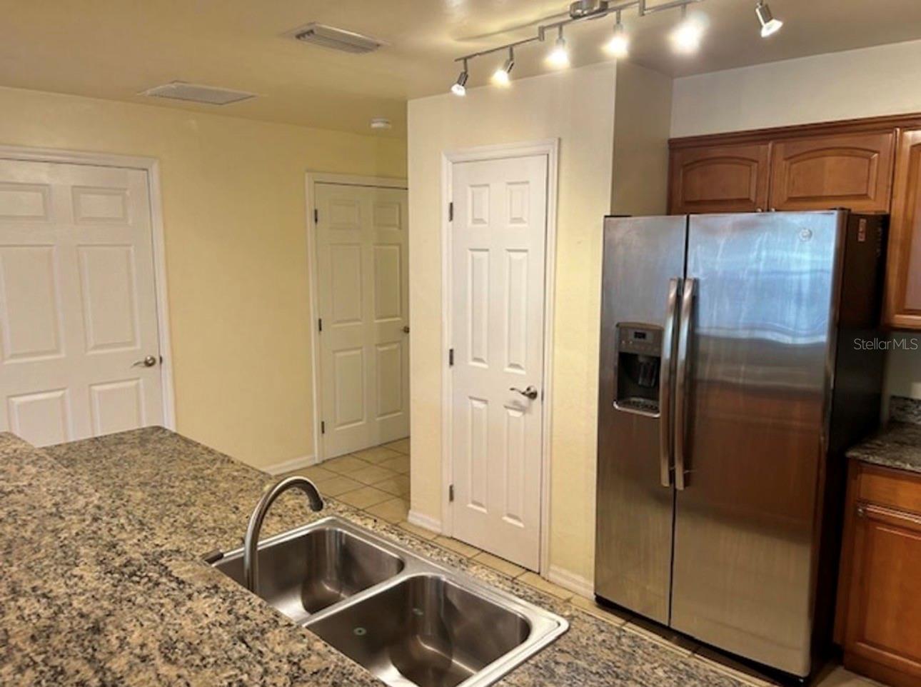 MALLORCA SQUARE CONDO - Residential Lease