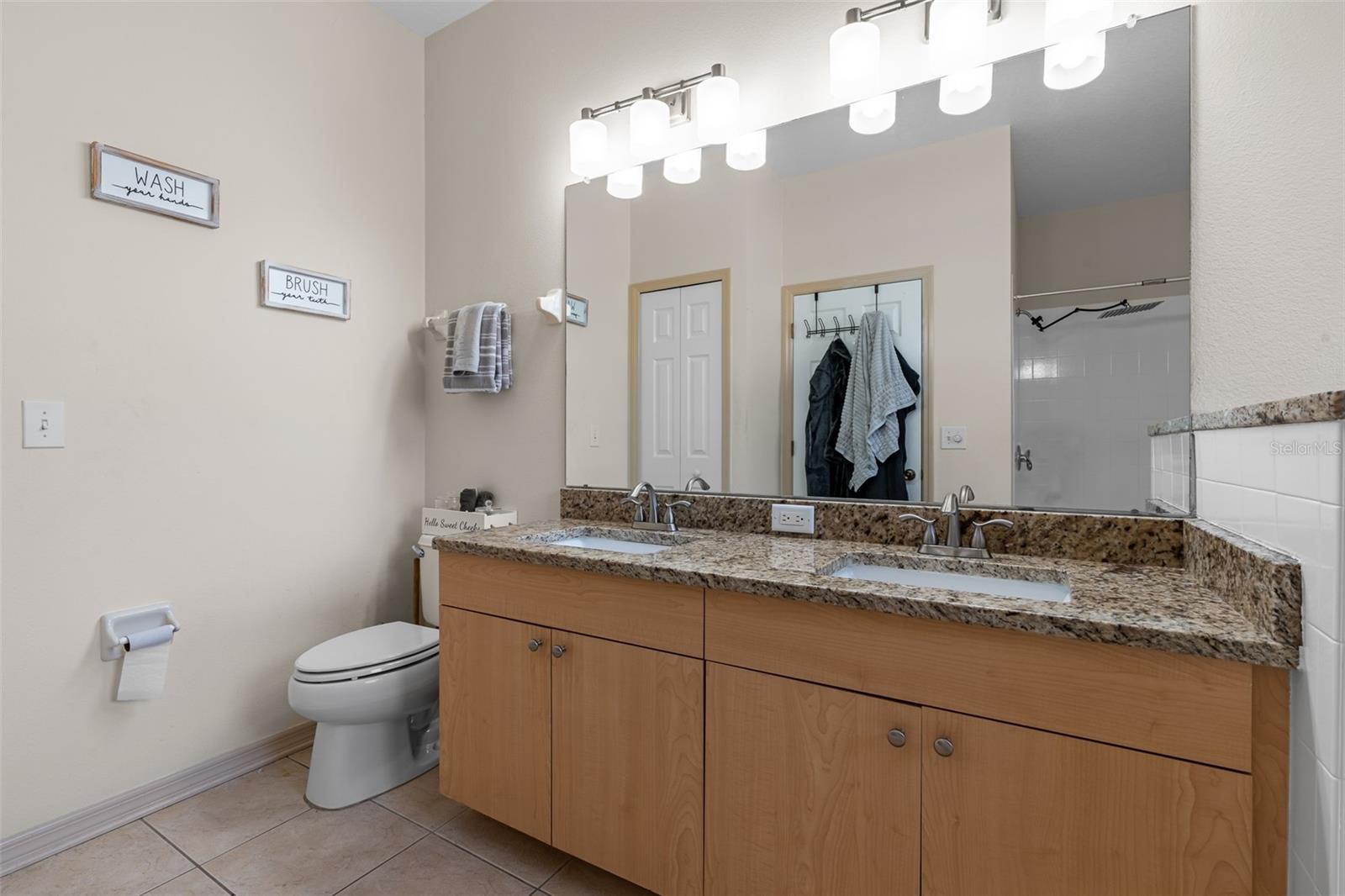 MEADOWS AT LARGO - Residential