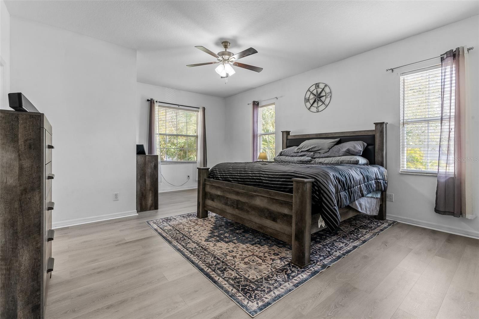 MEADOWS AT LARGO - Residential