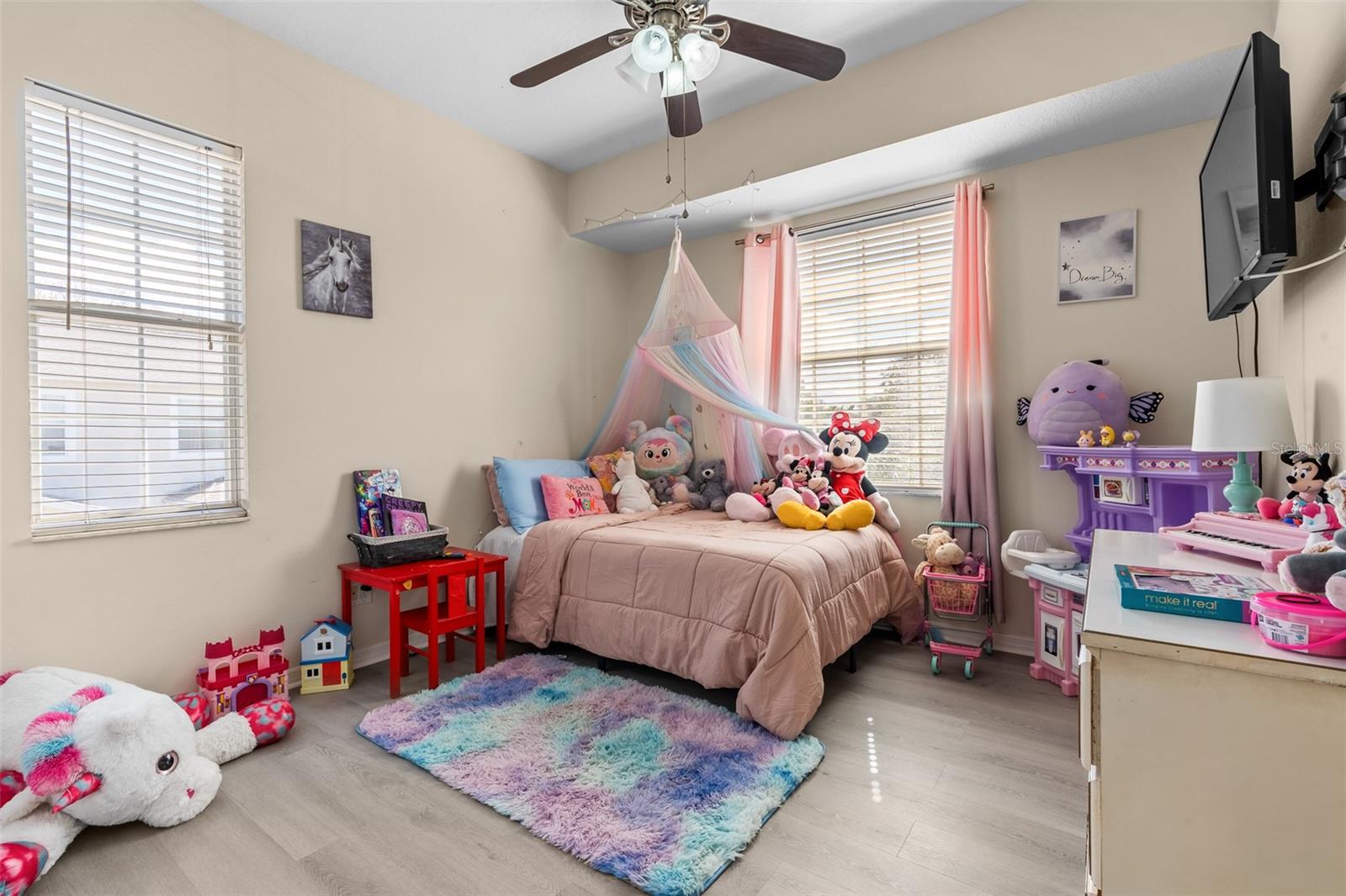 MEADOWS AT LARGO - Residential