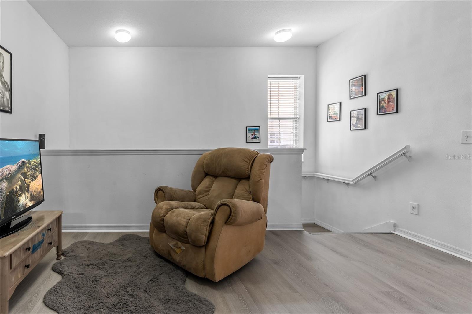 MEADOWS AT LARGO - Residential