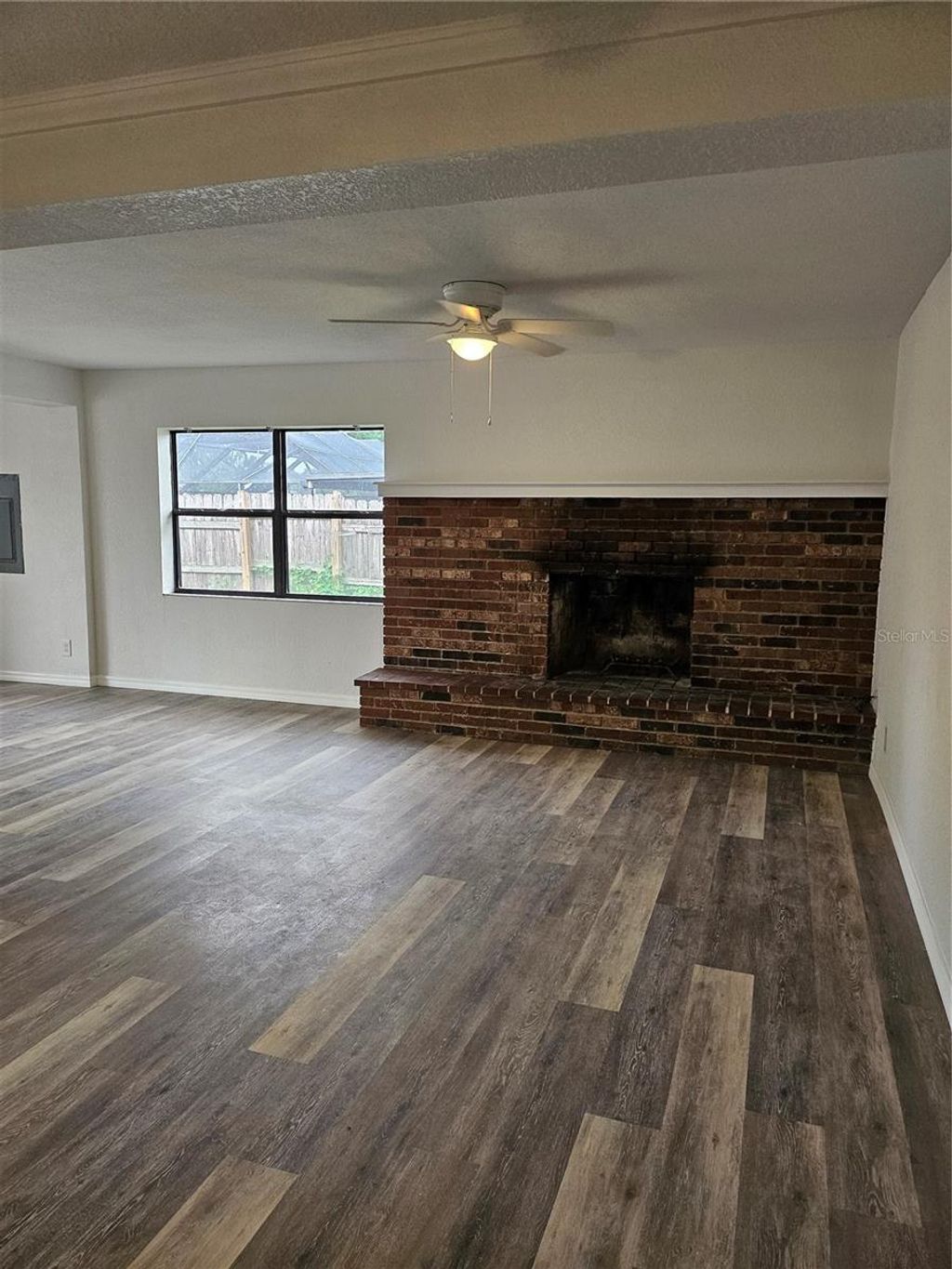 Photo of 412 Bonnie Drive, Plant City, FL 33563 (MLS # TB8427359)