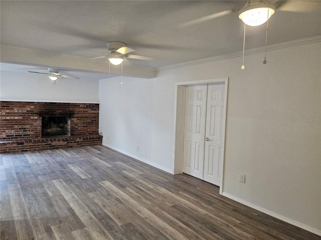 Photo of 412 Bonnie Drive, Plant City, FL 33563 (MLS # TB8427359)