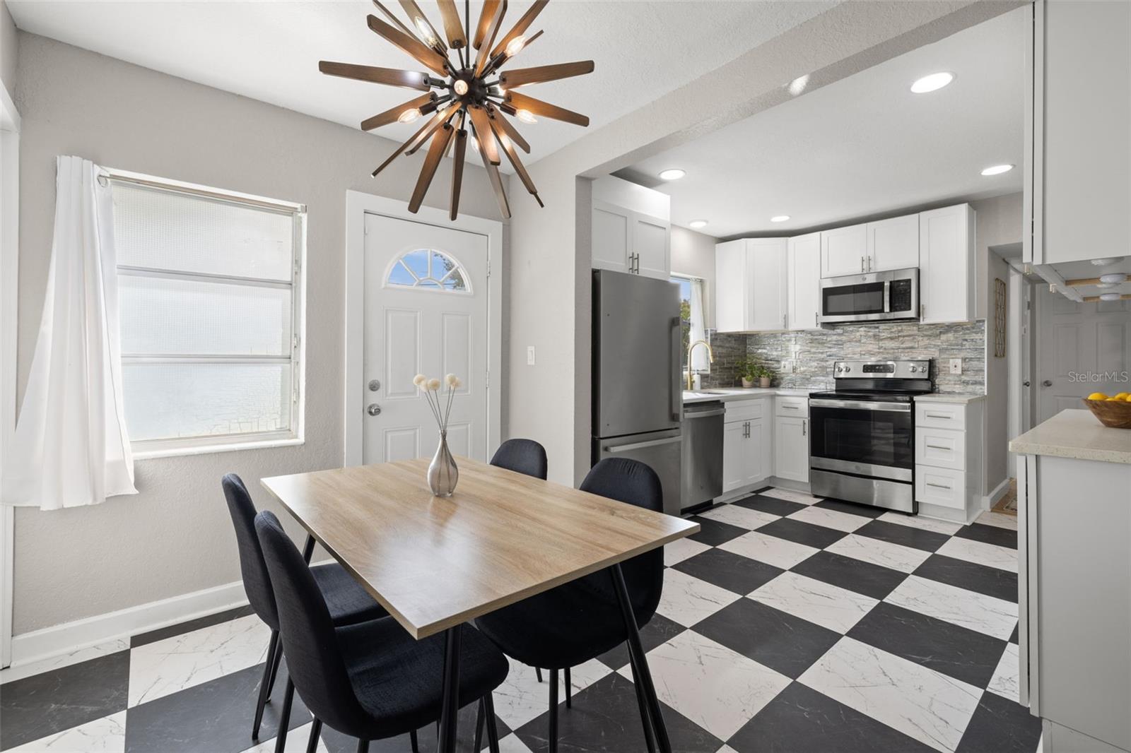 BRENTWOOD HEIGHTS 2ND ADD - Residential