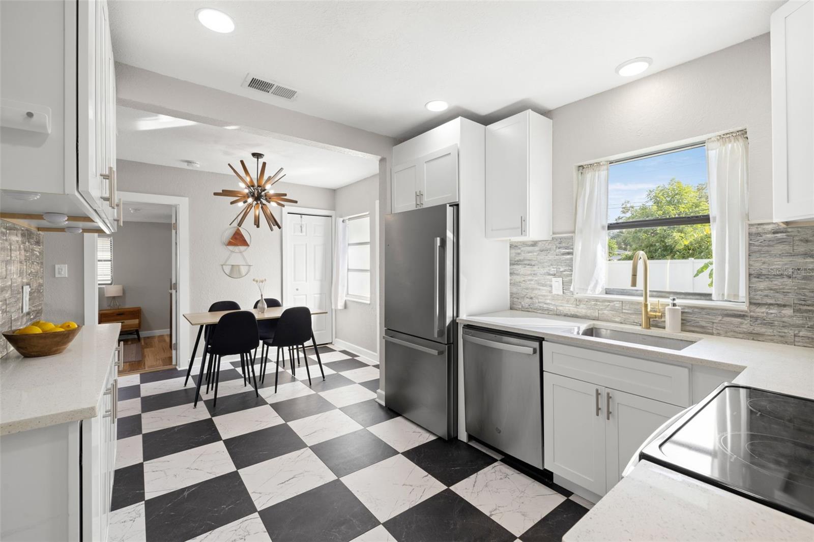 BRENTWOOD HEIGHTS 2ND ADD - Residential