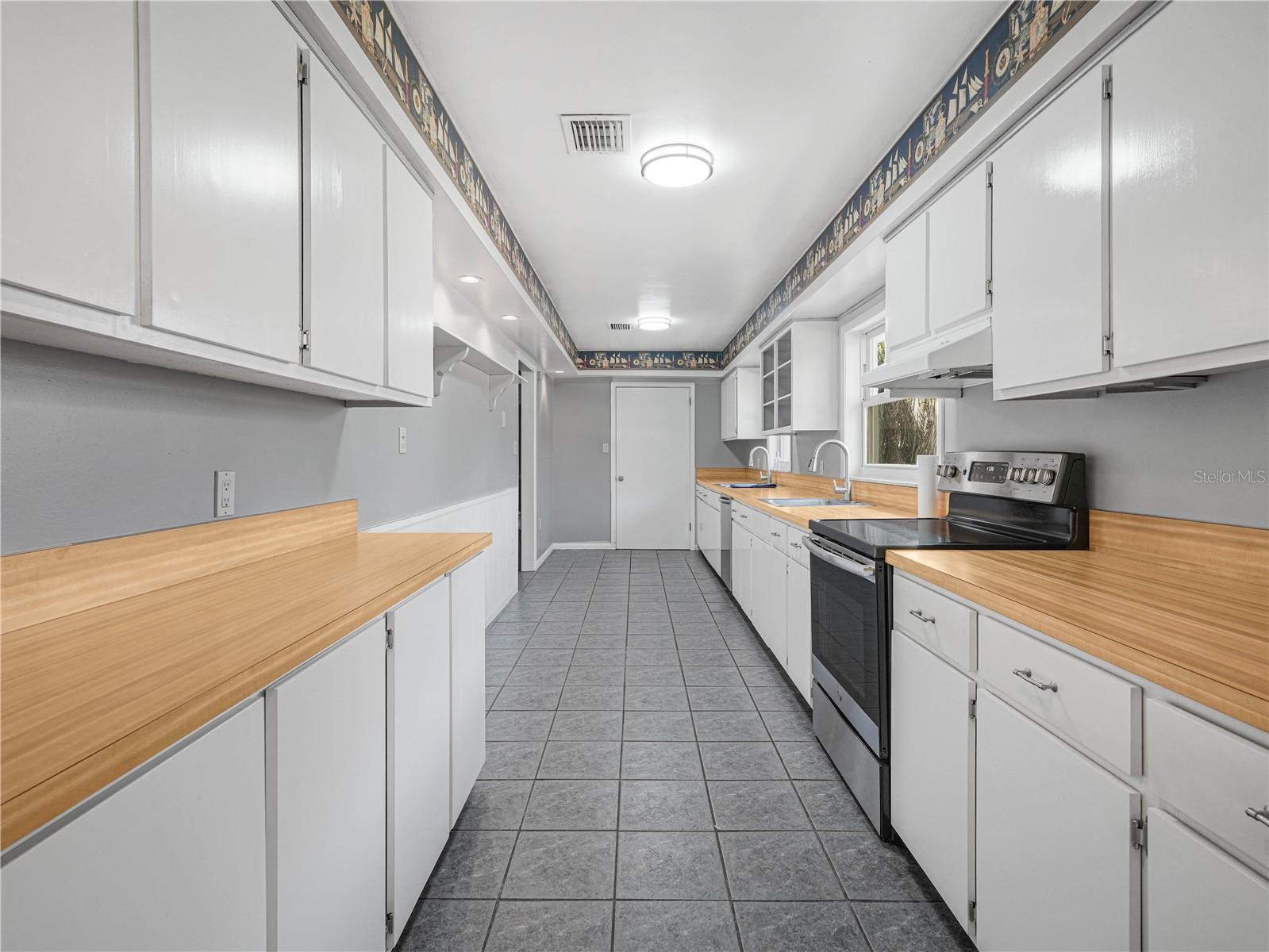 NOT IN SUBDIVISION - Residential