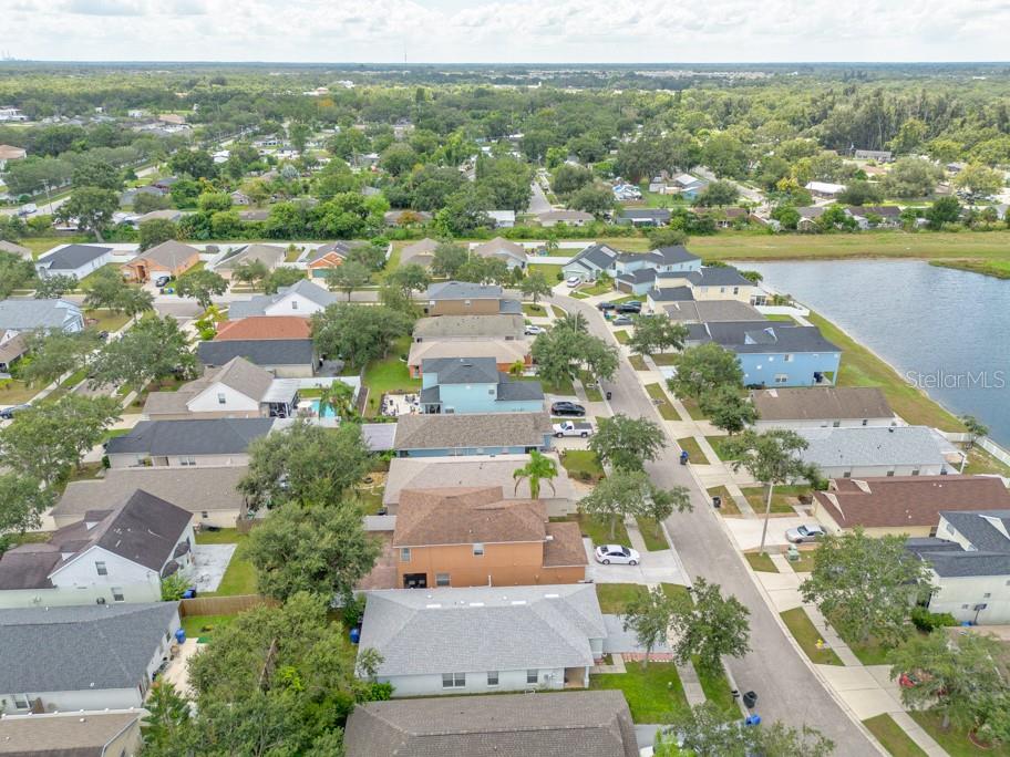 WELLINGTON NORTH AT BAY PARK - Residential