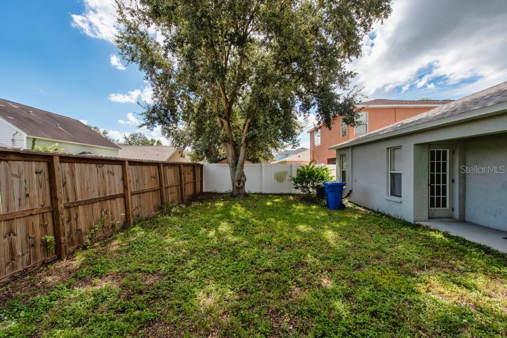 WELLINGTON NORTH AT BAY PARK - Residential