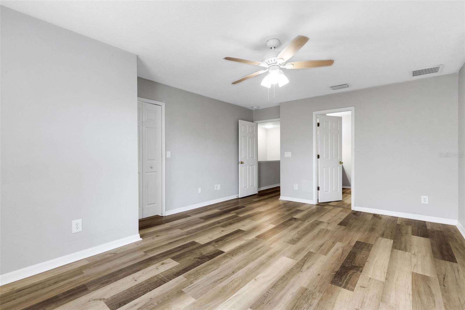 RIVER WALK - Residential Lease