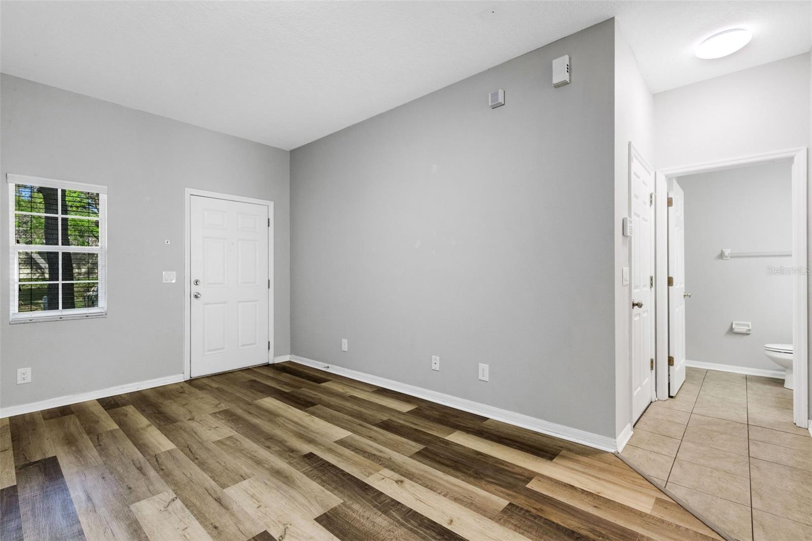 RIVER WALK - Residential Lease