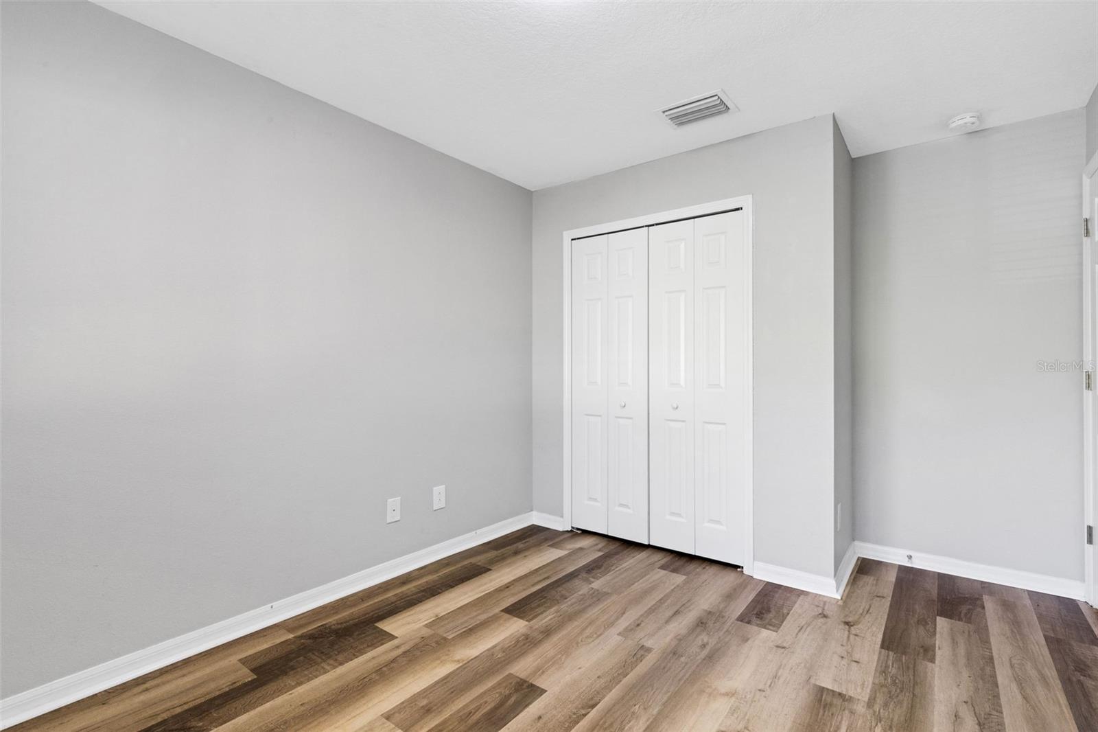 RIVER WALK - Residential Lease