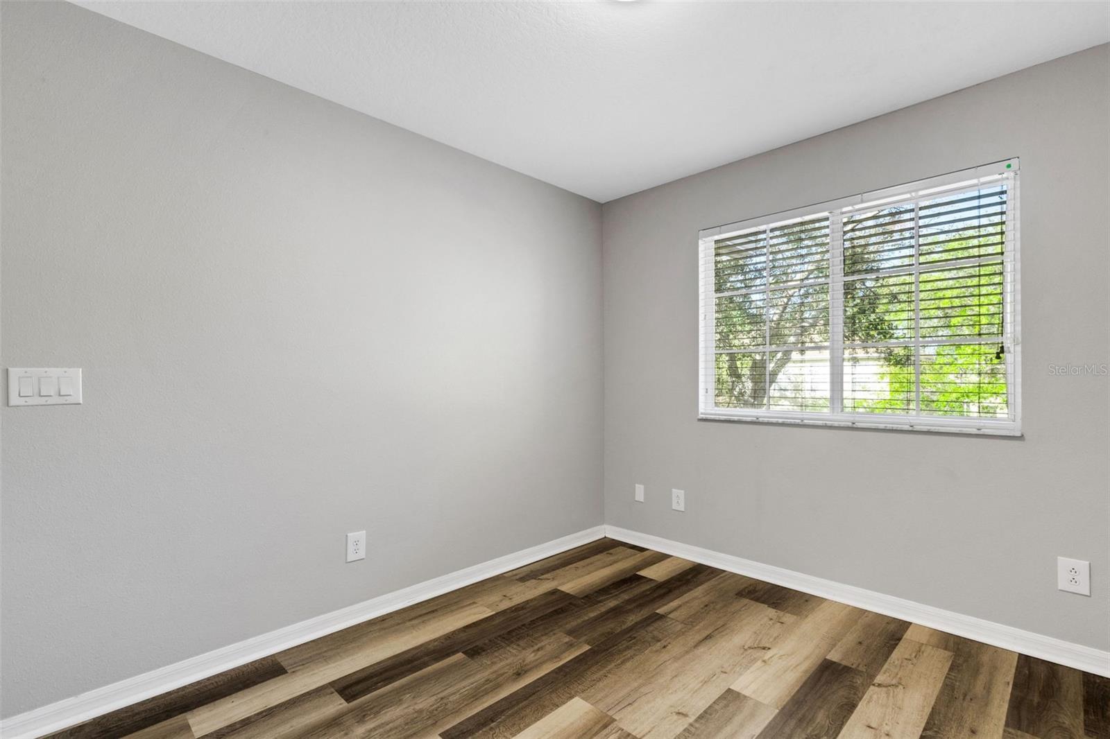 RIVER WALK - Residential Lease