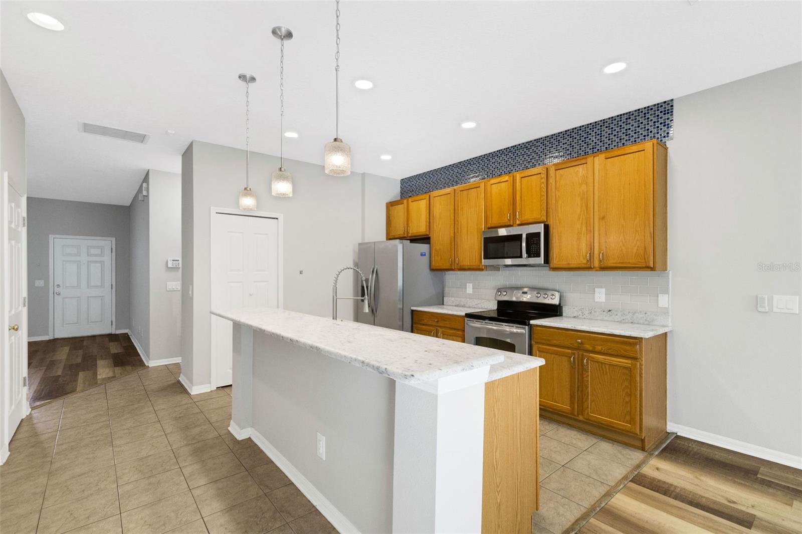 RIVER WALK - Residential Lease