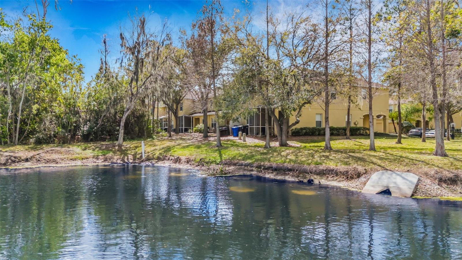 RIVER WALK - Residential Lease