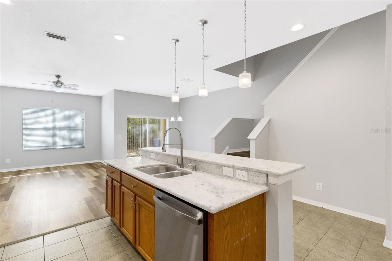 RIVER WALK - Residential Lease