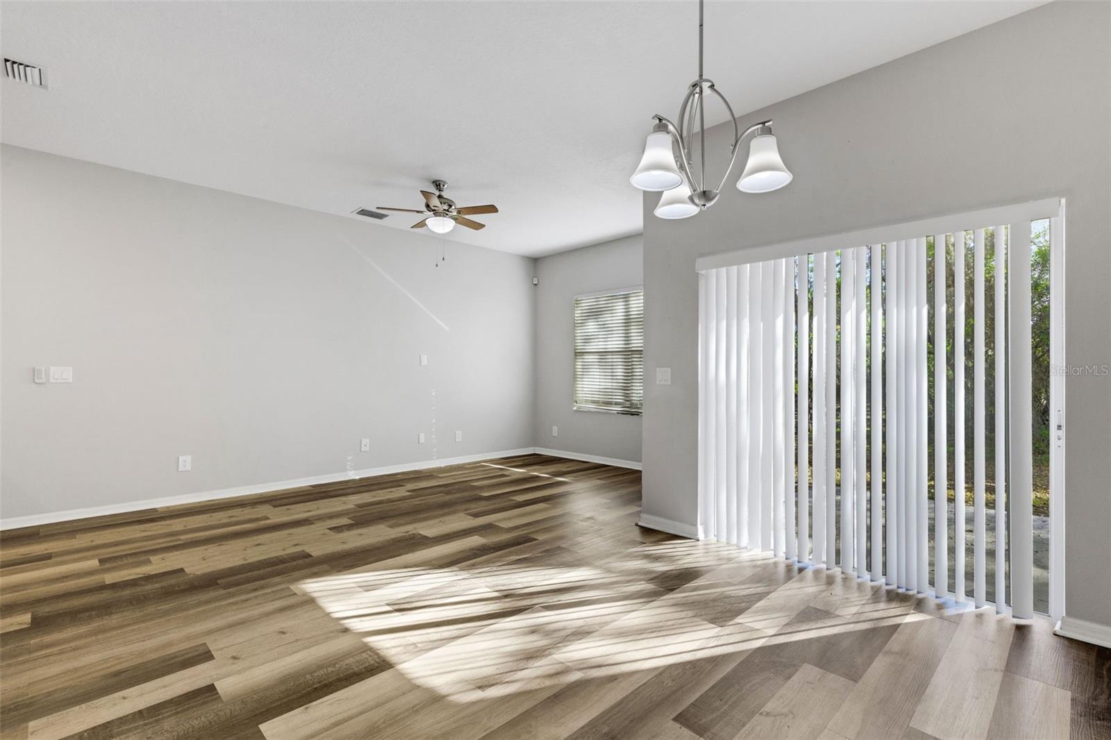 RIVER WALK - Residential Lease