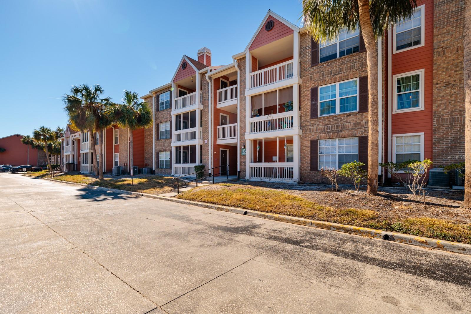 VANTAGE POINT CONDO - Residential