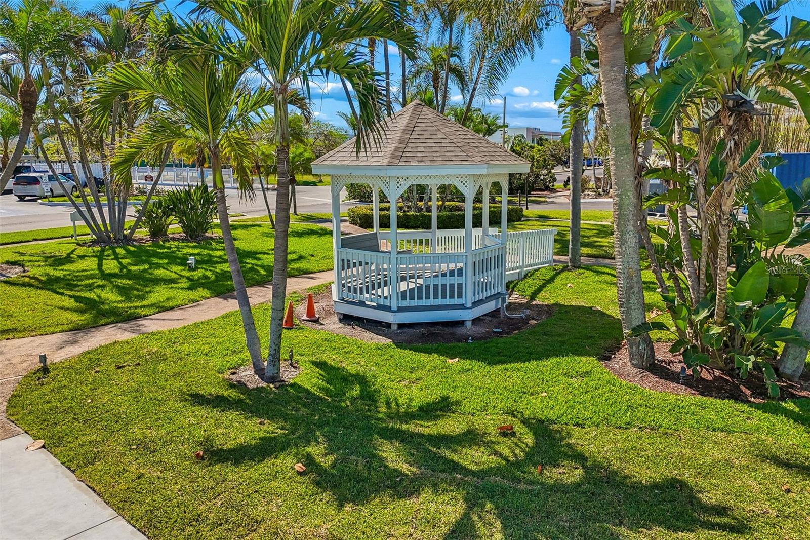 TOWN SHORES OF GULFPORT - Residential