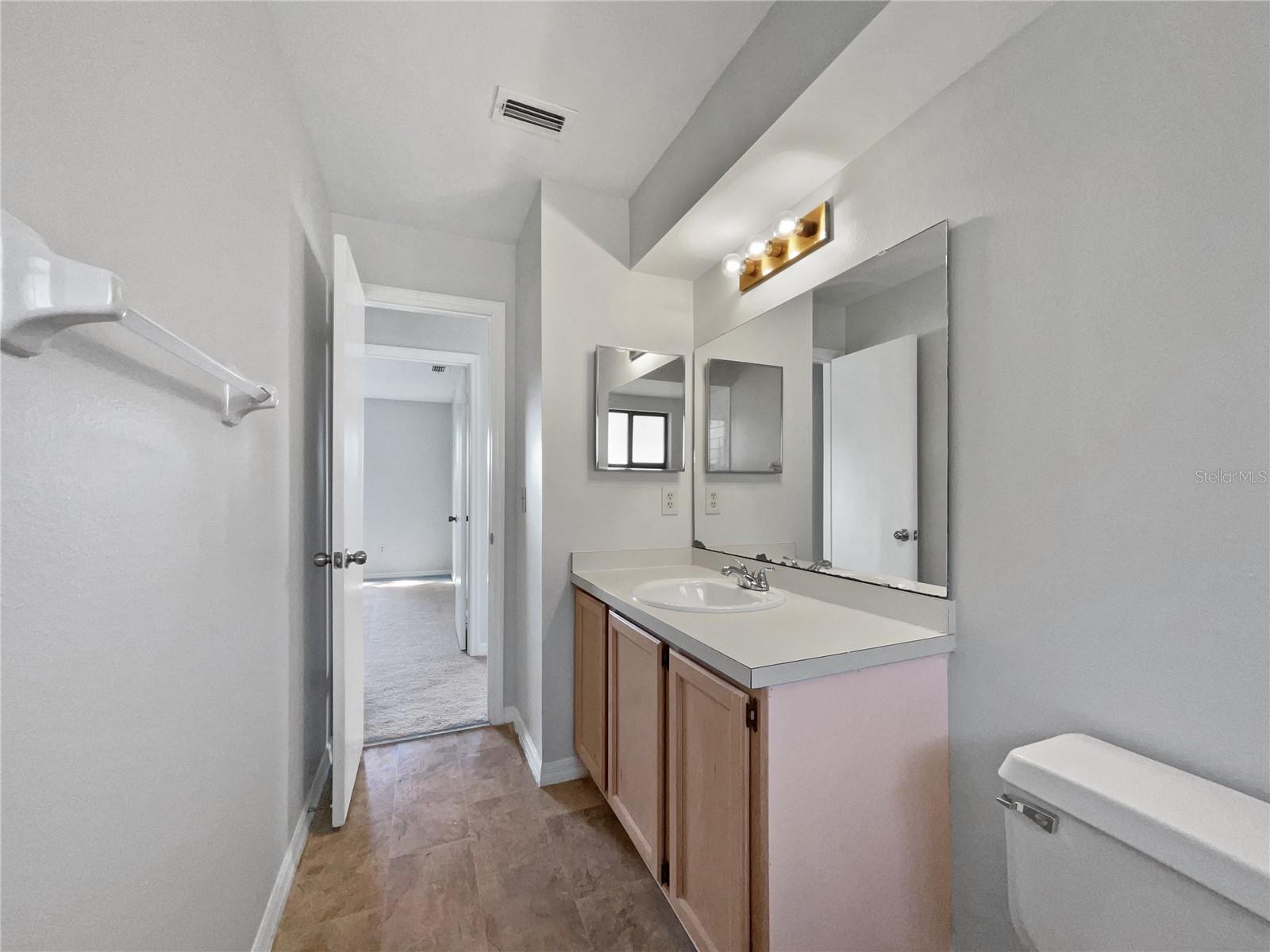 DELTONA LAKES UNIT 05 - Residential