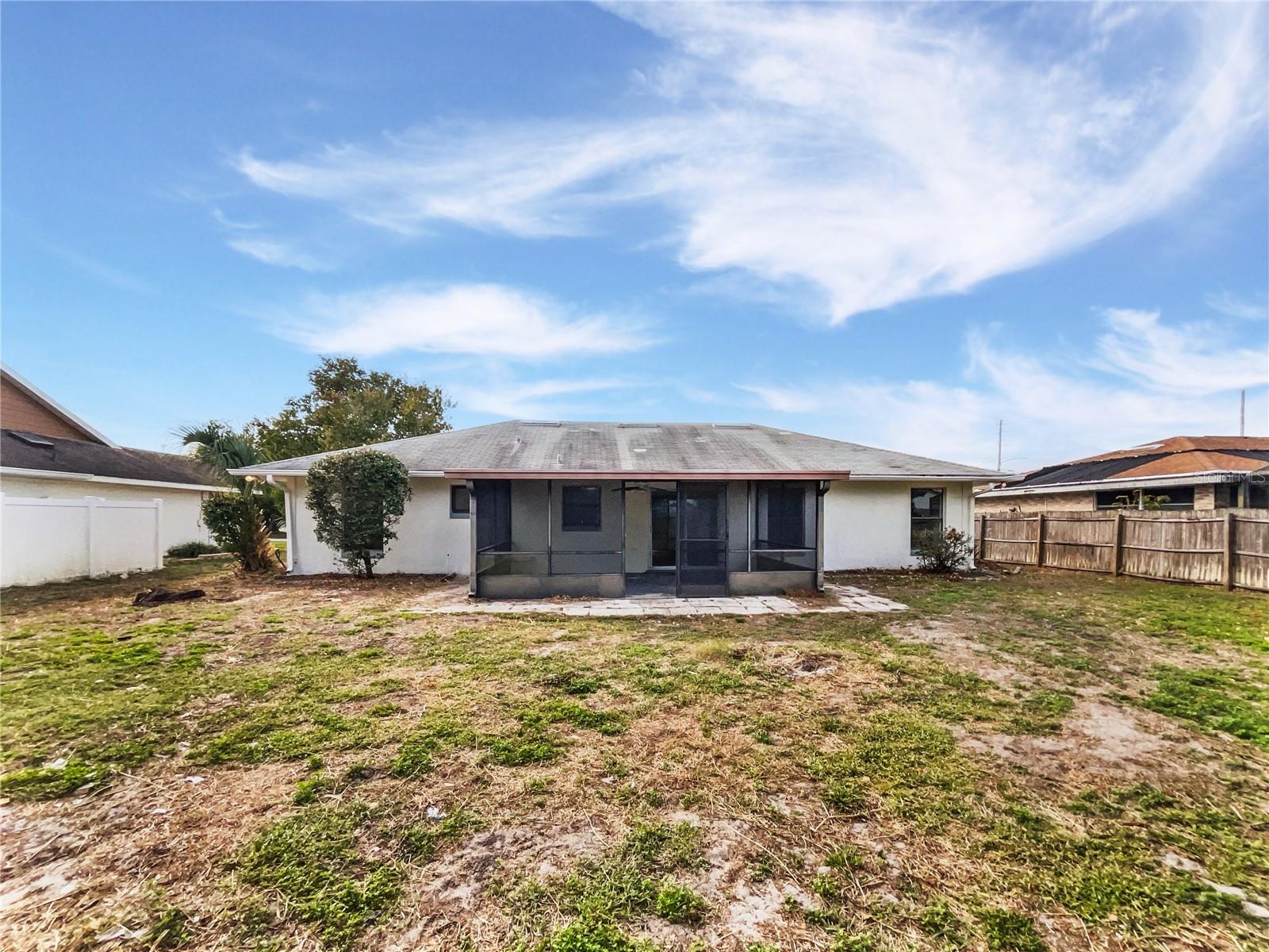 DELTONA LAKES UNIT 05 - Residential