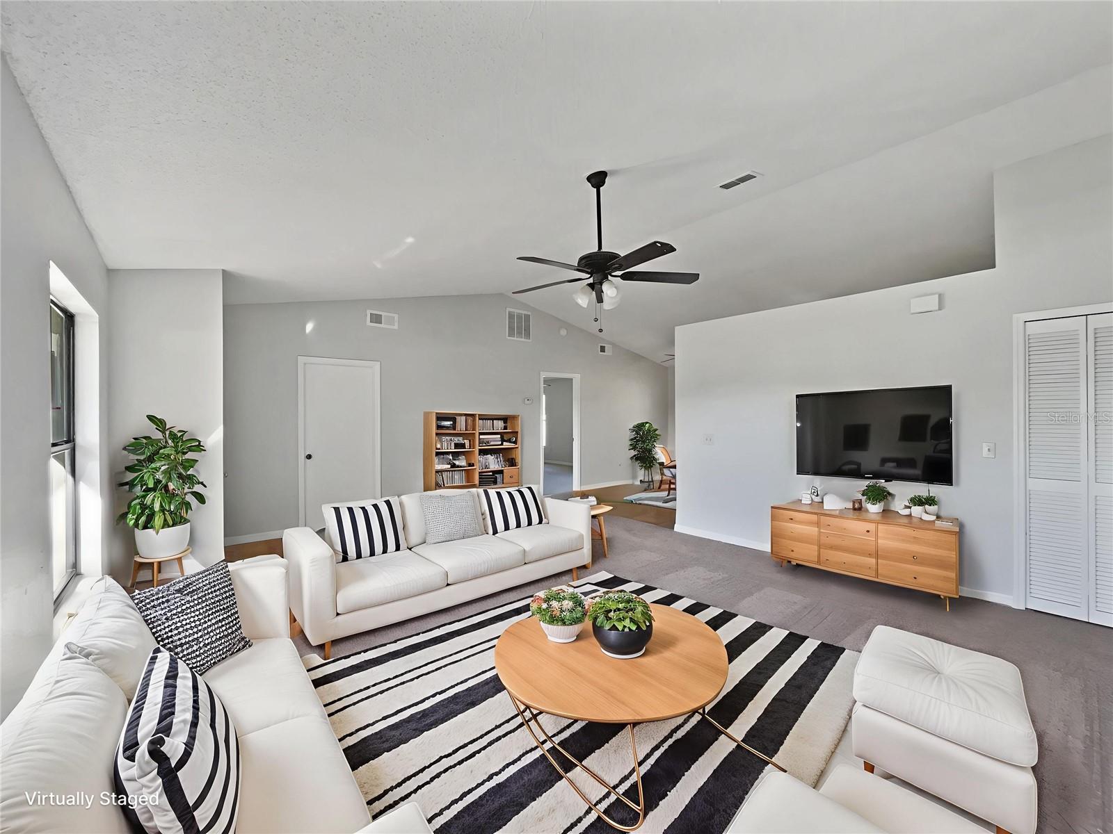 DELTONA LAKES UNIT 05 - Residential